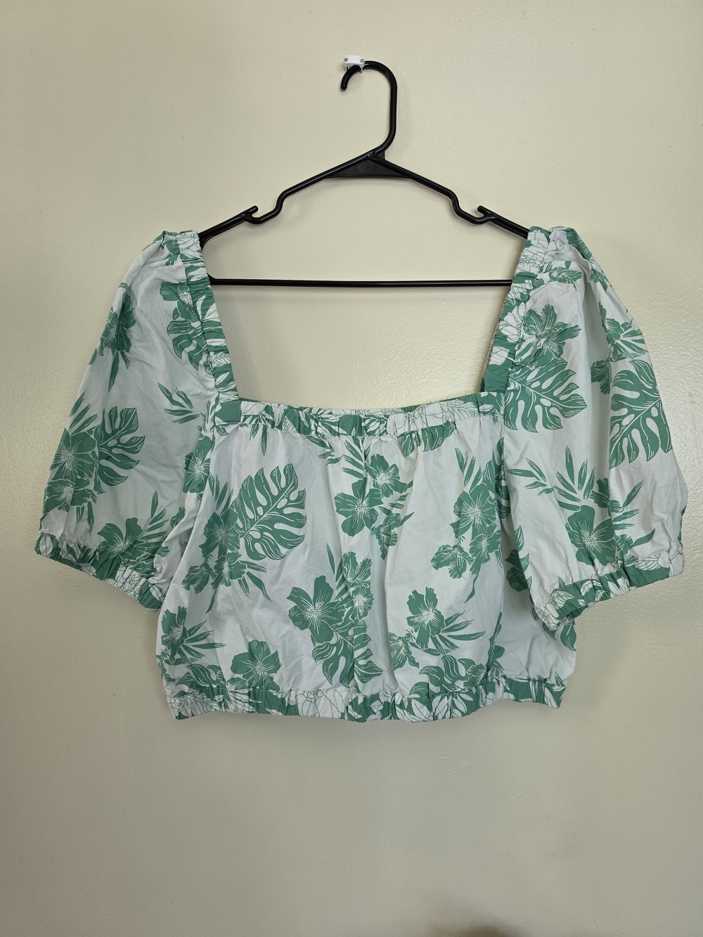 American Eagle Outfitters White Crop Top Size XL - Picture 3 of 7